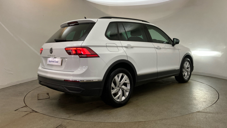 Volkswagen Tiguan 1.5 TSI 150 Life 5dr Petrol Estate
